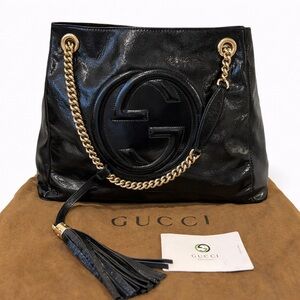 Gucci GG Soho Medium Black Patent Pebbled Leather Shoulder Bag
